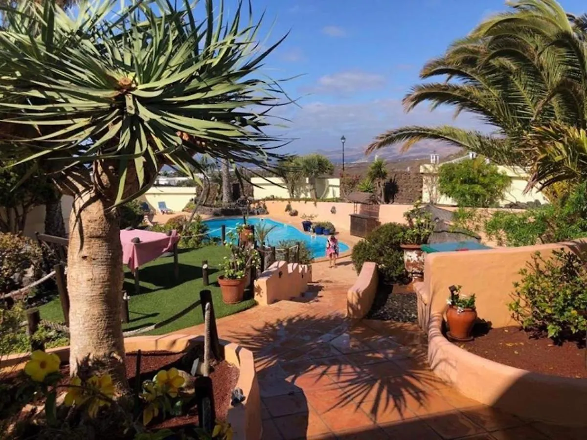 Guest house Secret Chill Villa Tias